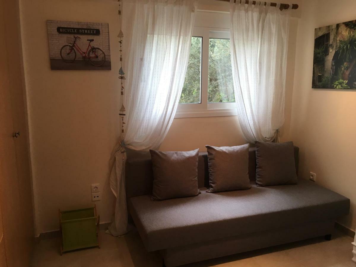 Lovely Appartments Lygia Korinthias Ligia  Esterno foto