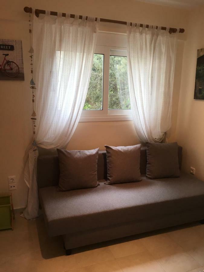 Lovely Appartments Lygia Korinthias Ligia  Esterno foto